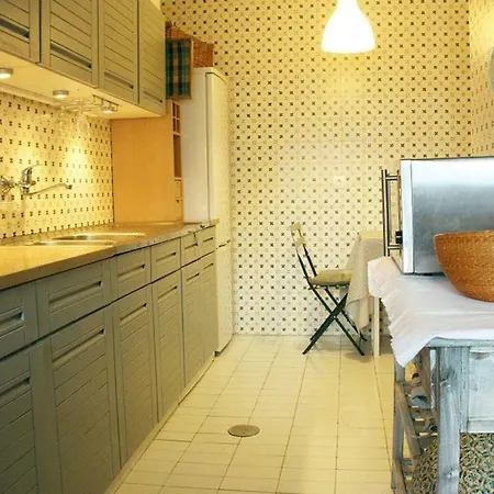 Apartment Charming By The